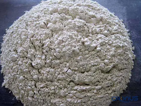 Bentonite clay for ultrafine powder processing