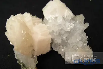 Dolomite stone for ultrafine grinding